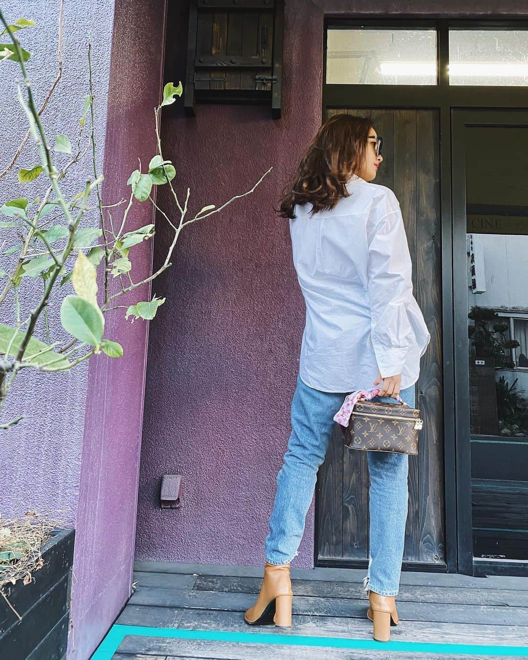 谷まりあさんのインスタグラム写真 - (谷まりあInstagram)「Simple day🌱🥺❤️ Tops #acnestudios  Pants #ungrid  Bags #louisvuitton  Shoes #therow」2月26日 18時33分 - mariaaaa728