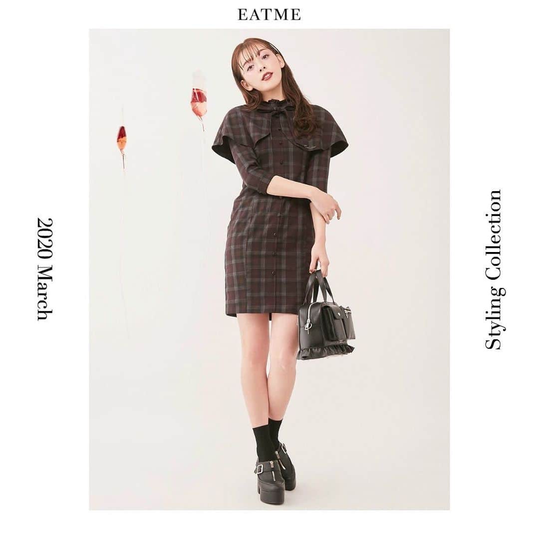 EATMEさんのインスタグラム写真 - (EATMEInstagram)「2.26 update… #EATME #MARCH  #LOOK #COLLECTION #📖 #MEDICALMAID @maotin1019  身長🚺:169cm チョーカー➡︎発売中 ワンピース、バッグ、サボ➡︎3月発売予定 ソックス➡︎参考商品 . ケープ付きタイトワンピース（ #ONEPIECE ） ¥13,600（＋tax） COLOR🎨:MIX.PNK.BLK SIZE📐:S.M . チェーン&クロスフェイクレザーチョーカー（ #CHOKER ） ¥2,500（＋tax） COLOR🎨:BLK . アウトポケットフリルショルダーバッグ（ #BAG ） ¥12,700（＋tax） COLOR🎨:BLK.SLV . シングルベルトサボ（ #SABOT ） ¥13,600（+tax） COLOR🎨:BLK.SLV SIZE📐:S（22.5cm) M（23.5cm）、L（24.5cm） . #EATME_COLLECTION #EATME #eatmejapan #イートミー」2月26日 18時46分 - eatme_japan