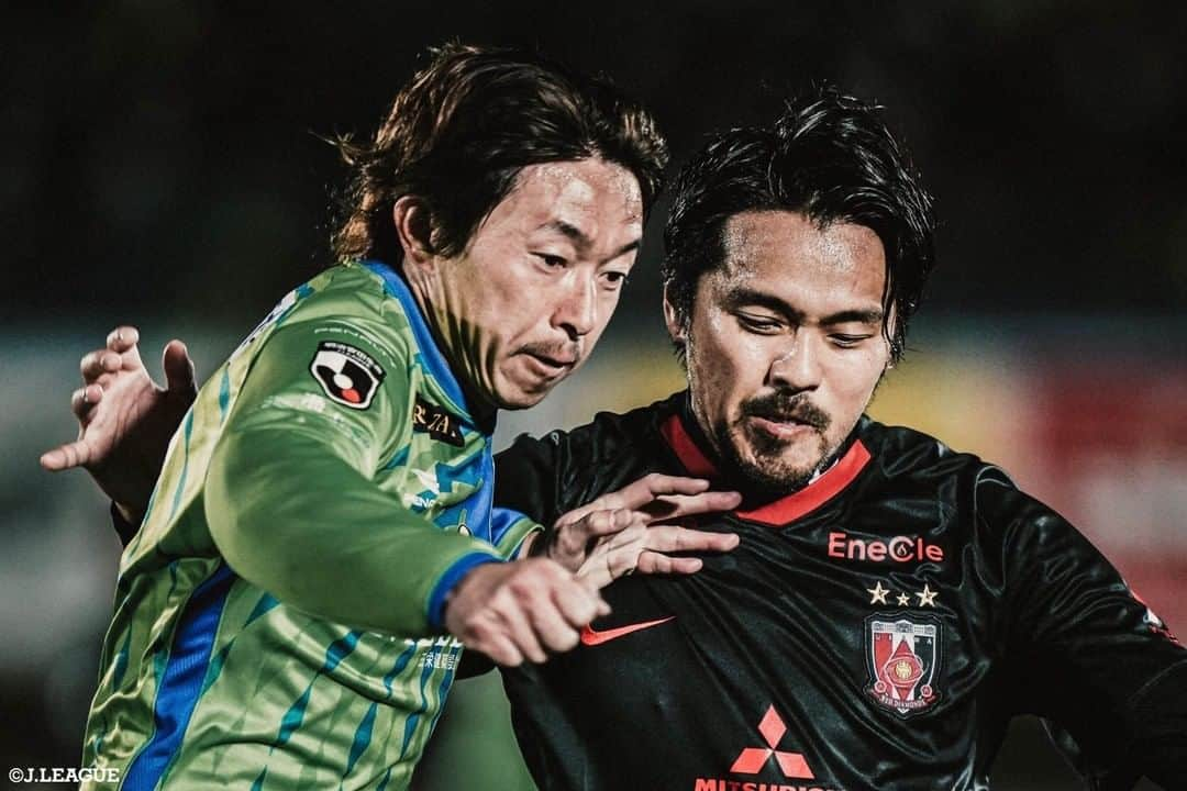 Ｊリーグさんのインスタグラム写真 - (ＪリーグInstagram)「Play Back JLEAGUE⚽️📸﻿ ﻿ 🏆#明治安田生命Ｊ１リーグ 第1節 ﻿ #湘南ベルマーレ vs #浦和レッズ﻿ 印象的なシーンをプレイバック🔥﻿ ﻿ #Ｊリーグ ﻿ #jleague﻿ #Ｊリーグ開幕﻿ #2020の主役は誰だ﻿ ﻿ #興梠慎三﻿ #石原直樹﻿ #西川周作﻿ #柏木陽介﻿ #関根貴大﻿ #石原広教﻿ #大槻毅﻿ #ベストショット #bestshot﻿ #ナイスショット #niceshot﻿ #オフショット #offshot ﻿ #soccer #football #⚽️﻿ #soccerphoto #soccerphotograph #📸」2月26日 19時00分 - jleaguejp