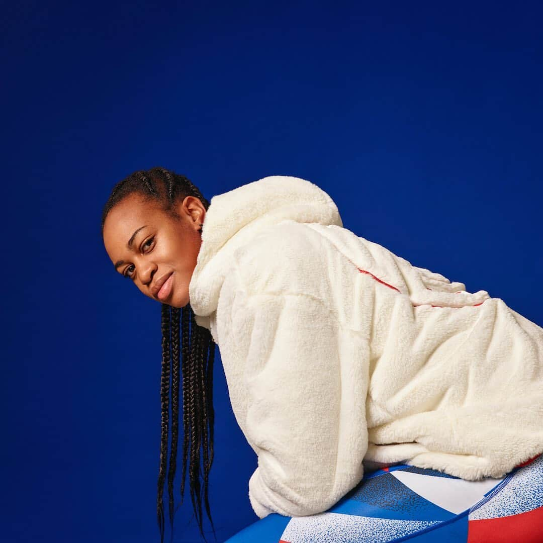 パリ・サンジェルマンFCさんのインスタグラム写真 - (パリ・サンジェルマンFCInstagram)「🆕⚽🏀 . @psg_feminines and @jumpman23 launch their first women capsule collection ❤💙 La nouvelle collection lifestyle #PSGxJordan, première capsule @jumpman23 exclusivement féminine ❤💙 . 🔥 @nikefootball .  #ICICESTPARIS #AllezParis #PSG #JORDAN #Lifestyle #Football」2月26日 19時01分 - psg