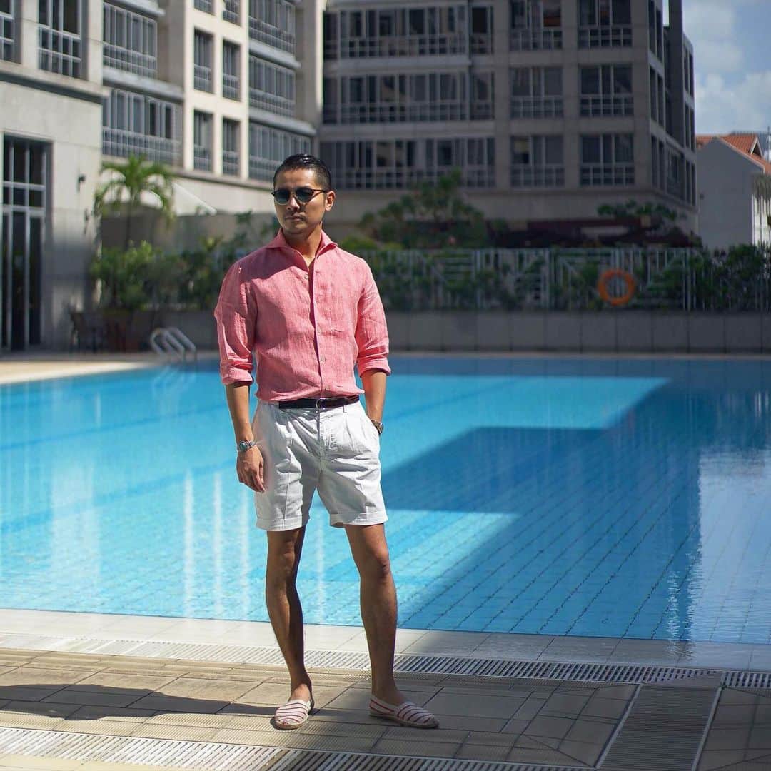 高田朋佳さんのインスタグラム写真 - (高田朋佳Instagram)「“ summer style with @luigiborrellinapoli1957 ...” ———————————————————————— Photography @kens_cc  #luigiborrelli #luigiborrellinapoli #newcolonialstyle #jetset #singapore #luxuryresort #colonyclothing #singaporelife #singaporestyle  #lifestyle #fashion #mensfashion」2月26日 20時17分 - tomoyoshi_takada