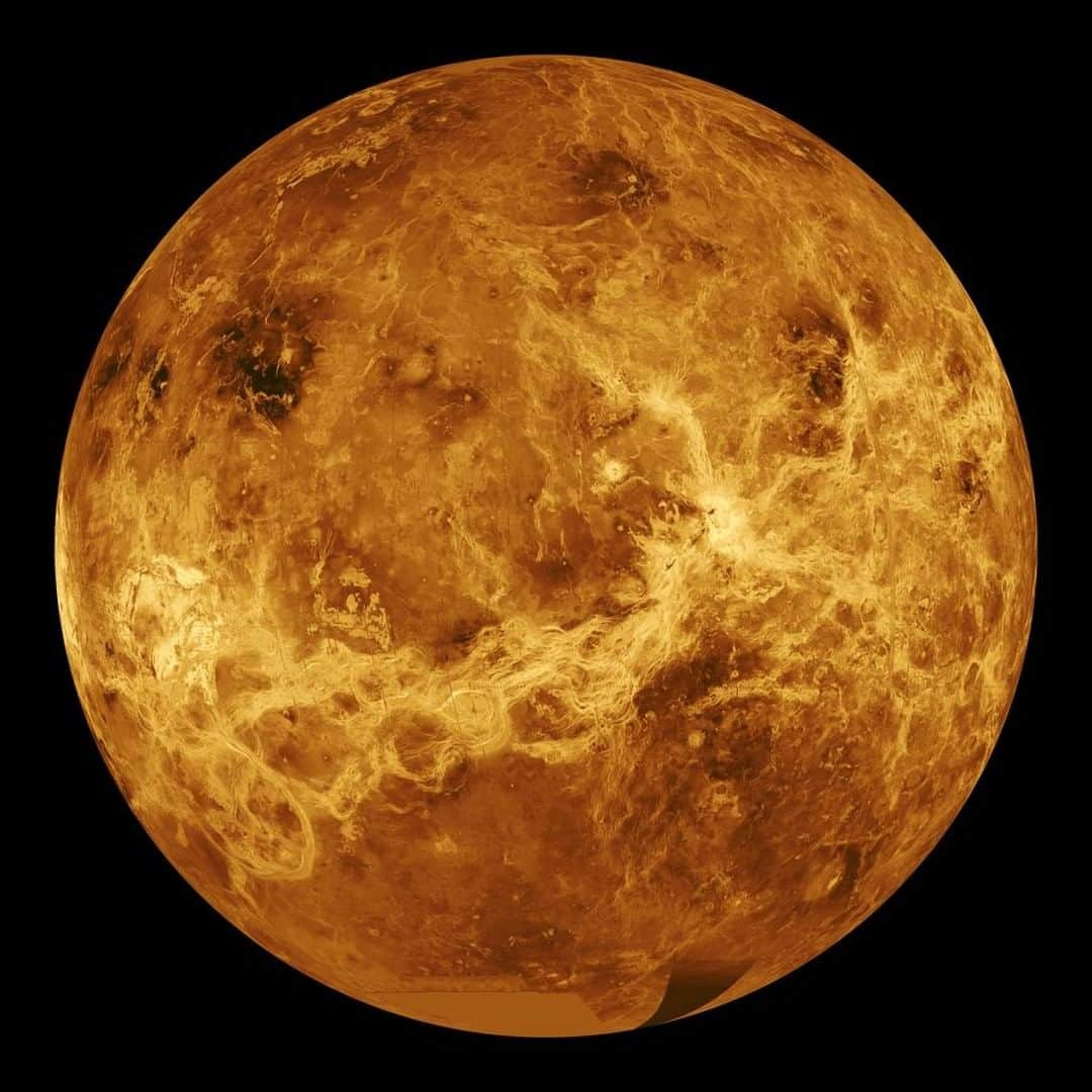 NASAさんのインスタグラム写真 - (NASAInstagram)「Exploring Hell. 🔥 Are you up for the challenge? ⁣ ⁣ With a surface temperature in excess of 840 degrees Fahrenheit and a surface pressure 92 times that of Earth, Venus can turn lead into a puddle and crush a nuclear-powered submarine with ease. ⁣ ⁣ It’s an EXTREME world … and we’re calling on YOU to help us explore it! ⁣ ⁣ @NASAJPL is running a public challenge to develop an obstacle avoidance sensor for a possible future Venus rover. Link in bio for more! ⁣ ⁣ 🏆 $15,000 🏆 10,000 🏆 $5,000⁣ ⁣ Image Credit: NASA」2月27日 7時00分 - nasa