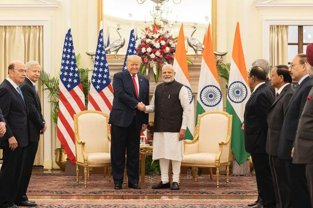 ドナルド・トランプさんのインスタグラム写真 - (ドナルド・トランプInstagram)「Landed a couple of hours ago in the United States after a very successful trip to India. Busy day ahead at the White House!」2月26日 22時46分 - realdonaldtrump