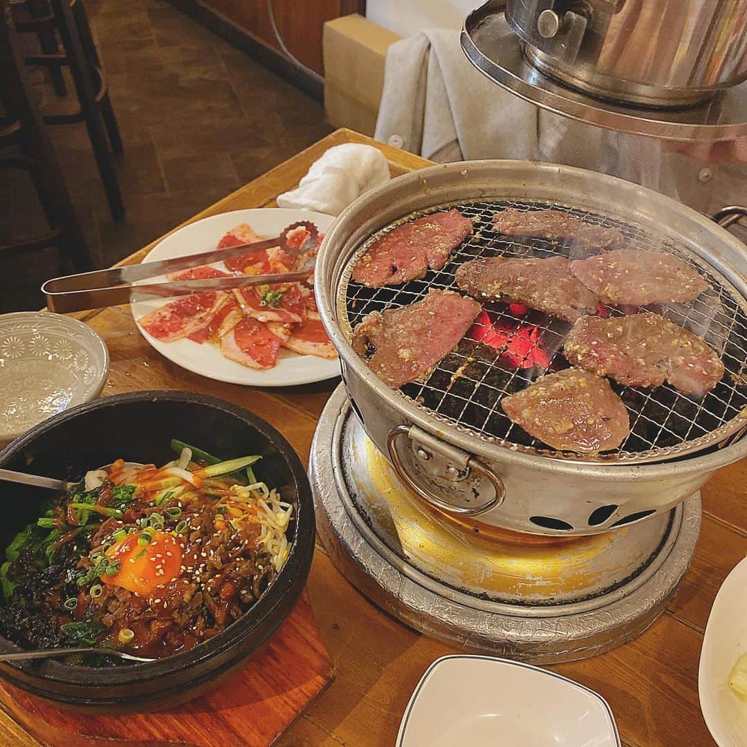 百瀬ひとみのインスタグラム：「行きつけの韓国系焼肉屋さん(ˊo̶̶̷ᴗo̶̶̷`)੭✧ まじうま。  #焼肉 #韓国」