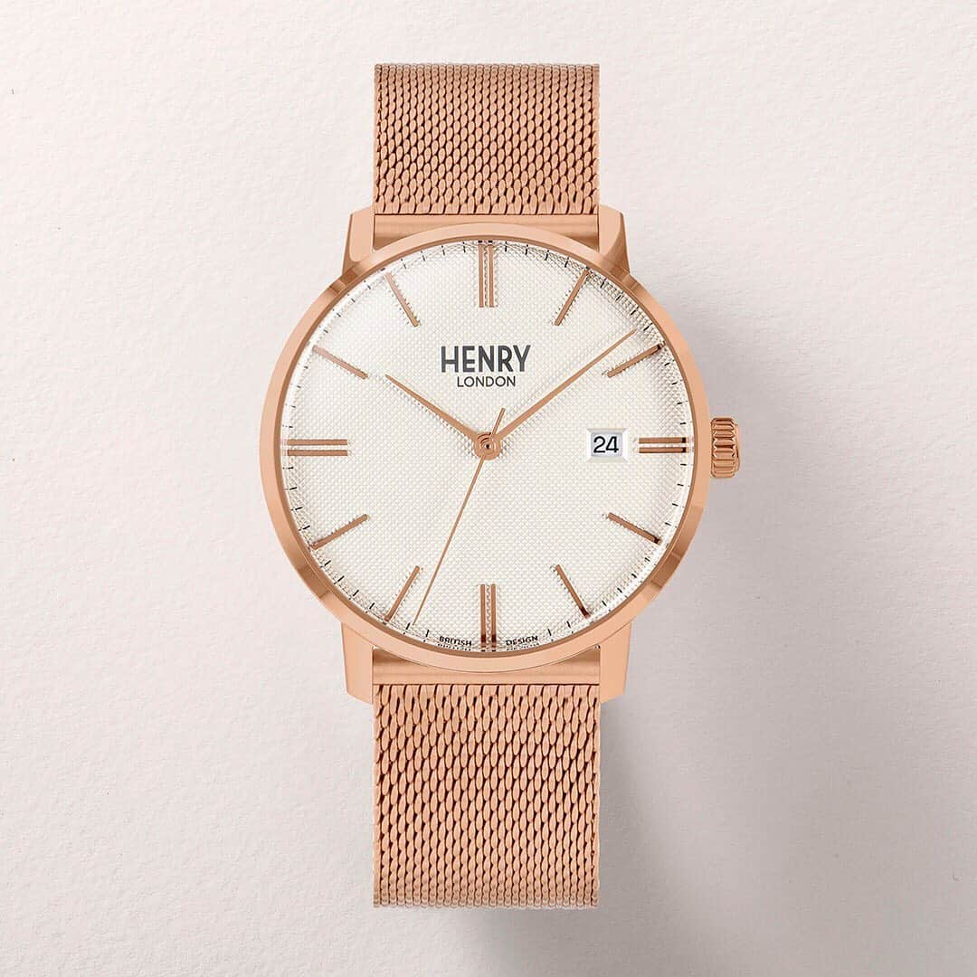 Henry London Official page of Britishのインスタグラム：「Our beautiful Regency in warm rose gold. . . . #henrylondon #henrywatches #womenswatches #womensfashion #london #britishdesign #britishbrand #vintage #heritage」