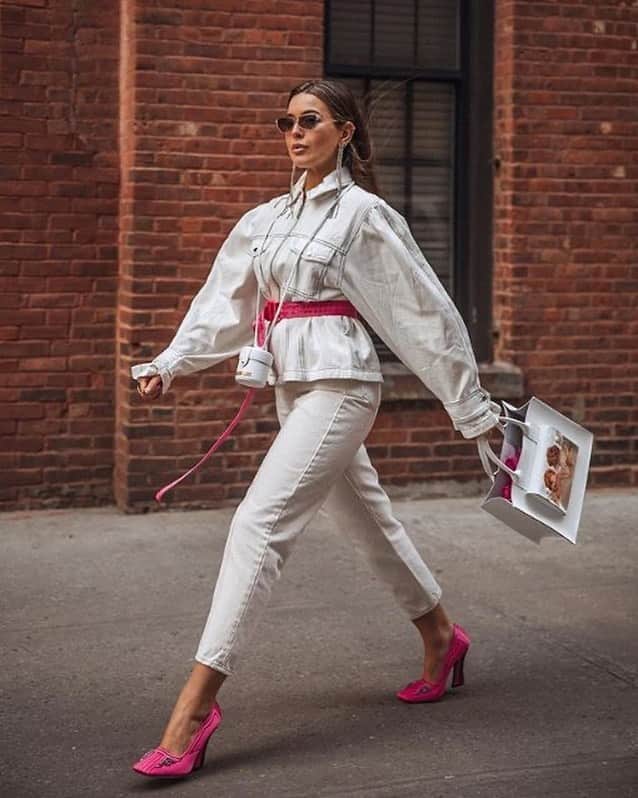 GILTさんのインスタグラム写真 - (GILTInstagram)「@Newgirlnyc’s showing us how to walk in #FENDI. Don’t forget to brag about your scores with #gotitongilt.」2月27日 2時05分 - gilt