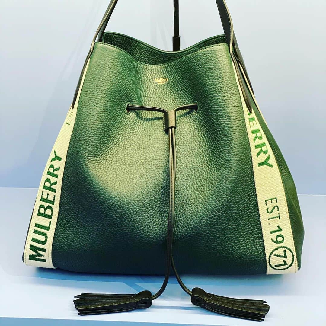 HiRAO INCさんのインスタグラム写真 - (HiRAO INCInstagram)「. MULBERRY  Paris Collection AW20-21」2月27日 2時57分 - kayokohirao