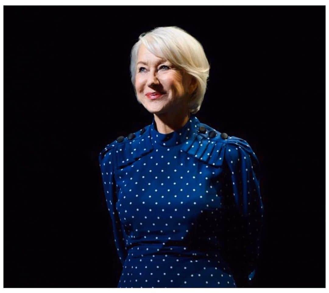 NINA PARKさんのインスタグラム写真 - (NINA PARKInstagram)「Today Homage and Honorary Golden Bear for Dame Helen Mirren @helenmirren ✨_____________________________________________ #LOREAL @mrs_soley || #Hair @denniscreuzberg || #MakeUp by Me @ninaparkbeaute for @ballsaal_artist_mgmt used #Products @lorealmakeup  ________________________________________________ #HelenMirren #Berlinale #actress #celeb #beauty #mua #style #redcarpet #glam #hommage  #instatravel #헬렌미렌 #연예인 #레드카펫 #메이크업 #헤어스타일 #로레알 #ヘレン・ミレン #セレブ #レッドカーペット #メイクアップ #髪型 #ロレアル」2月27日 3時56分 - ninaparkbeaute