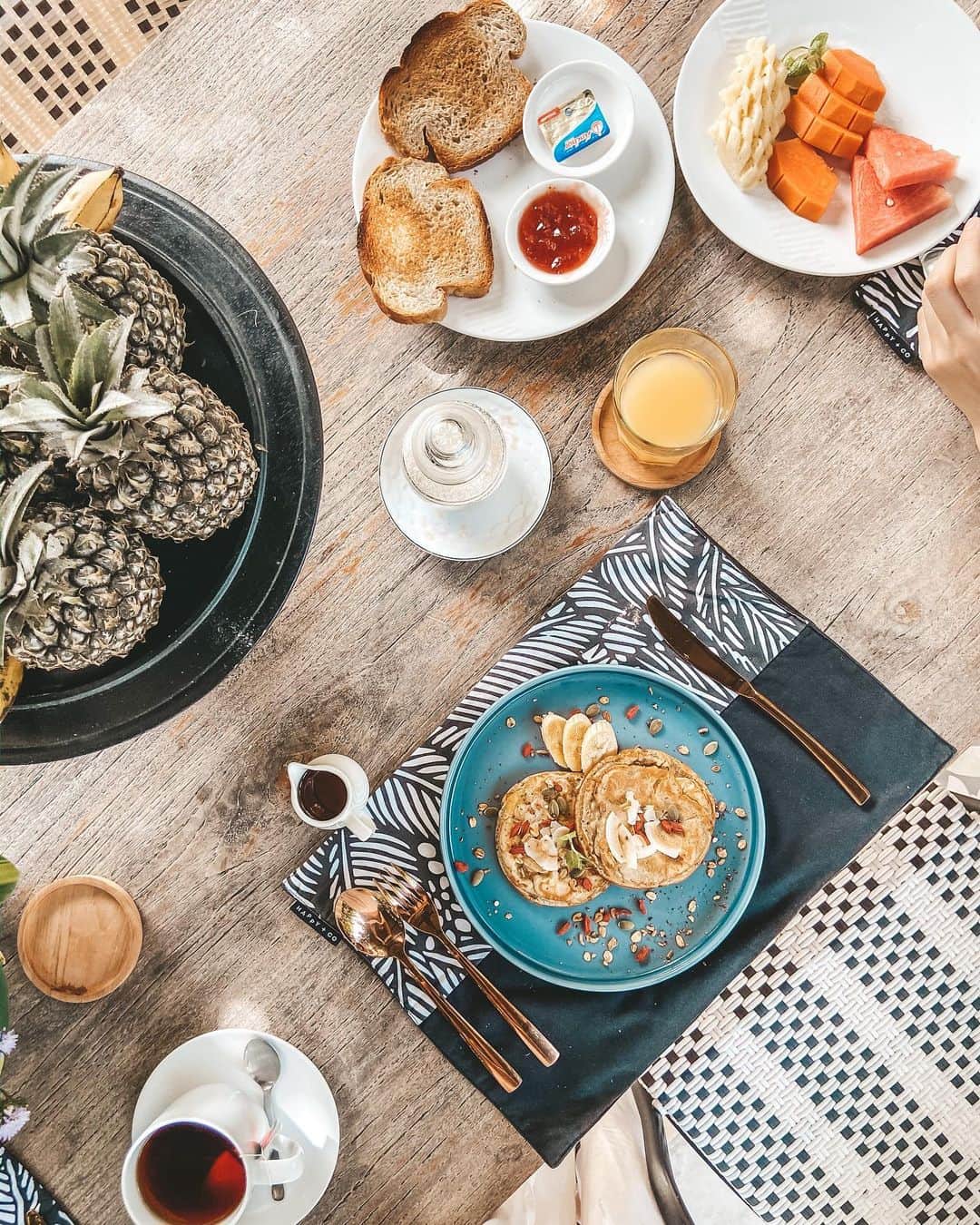 Giann Chanのインスタグラム：「Addicted to the food in Bali 🍍  #Bali #Breakfast #bananapancakes #Ctytravelmap」