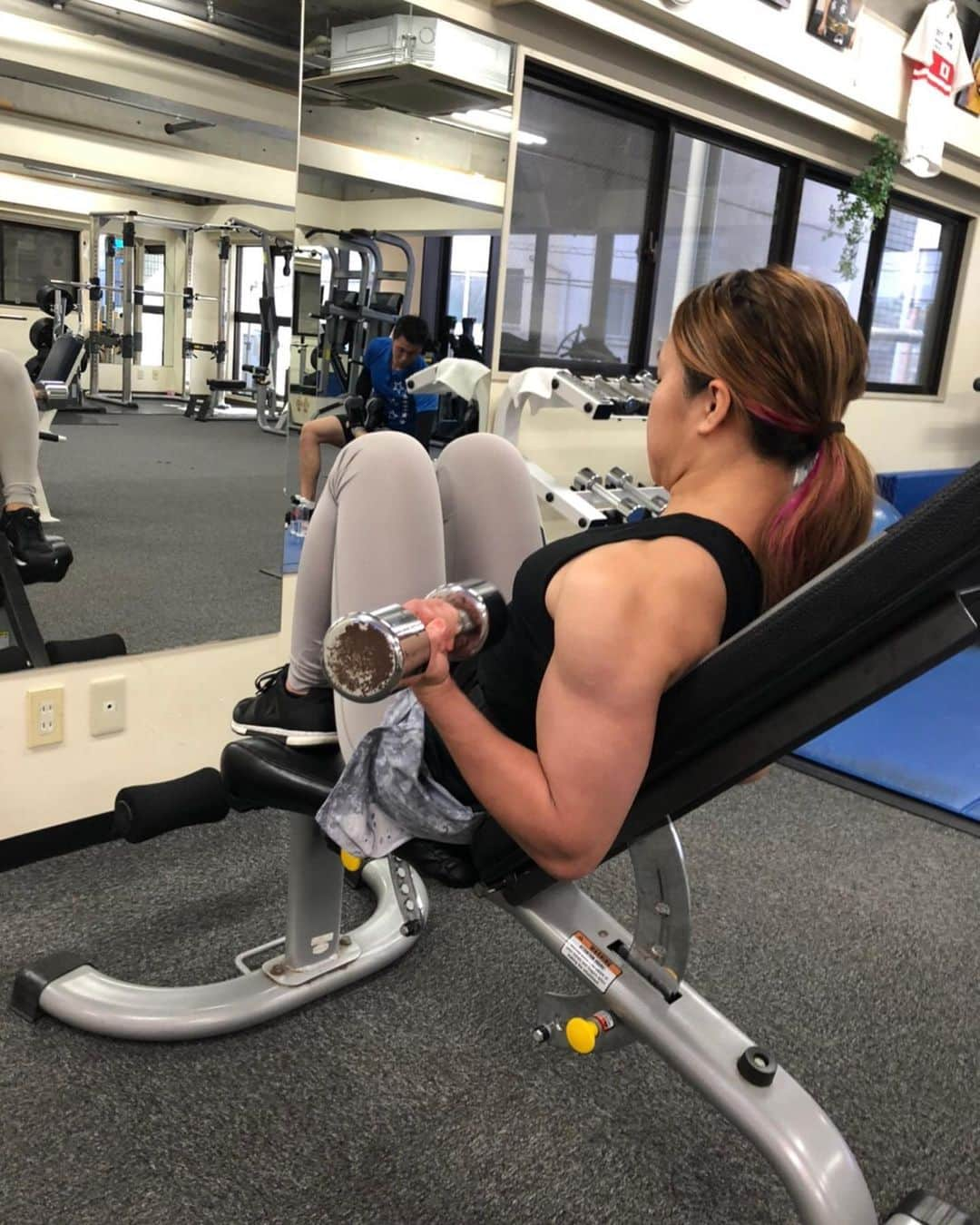 朱里さんのインスタグラム写真 - (朱里Instagram)「training✨  出来る事をー🤩  #training #gym #fitness #body #muscle #diet #fit #トレーニング　#ジム」2月27日 15時27分 - syuri_official