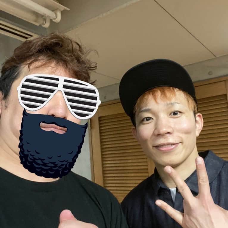 GOSAMARUのインスタグラム：「‪昨日、東洋大レスリング部の後輩に会いました。‬ ‪新日本と琉球ドラゴン場所も会社も違えどお互いに頑張って行こうと話しました。‬ ‪沖縄に遊びにおいでと誘ったから来たら連れ回しましょ(笑)‬ ‪また、沖縄か東京で会おう！‬ ‪#rd_pw #ROPPONGI3K #GOSAMARU #YOH‬ #njpw」