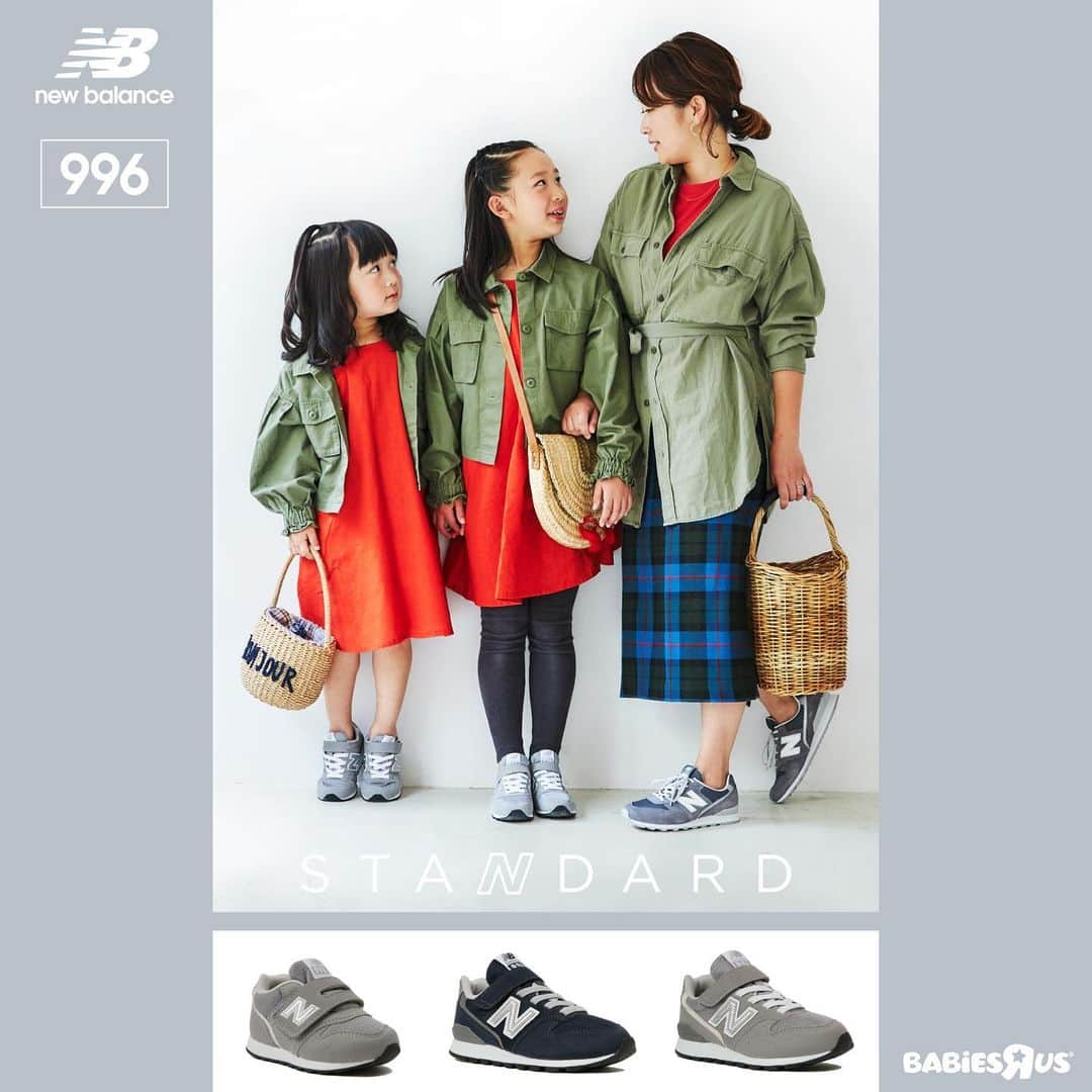 Toys''R''Us｜トイザらス 公式 さんのインスタグラム写真 - (Toys''R''Us｜トイザらス 公式 Instagram)「NEW BALANCE 2020春夏コレクション😎✨👟 「996」は、パパ、ママ、兄弟、姉妹でお揃いコーデが出来ちゃう🧒 👦 👧 👩 👨  細身設計でフィット感に悩むお子様に最適！ ベビーザらスでぜひ試着して、春夏コーデを楽しんじゃおう🦒💨 #ニューバランス #NB #ベビーシューズ #親子コーデ #親バカ部 #春夏コーデ」2月27日 16時30分 - toysrus_jp