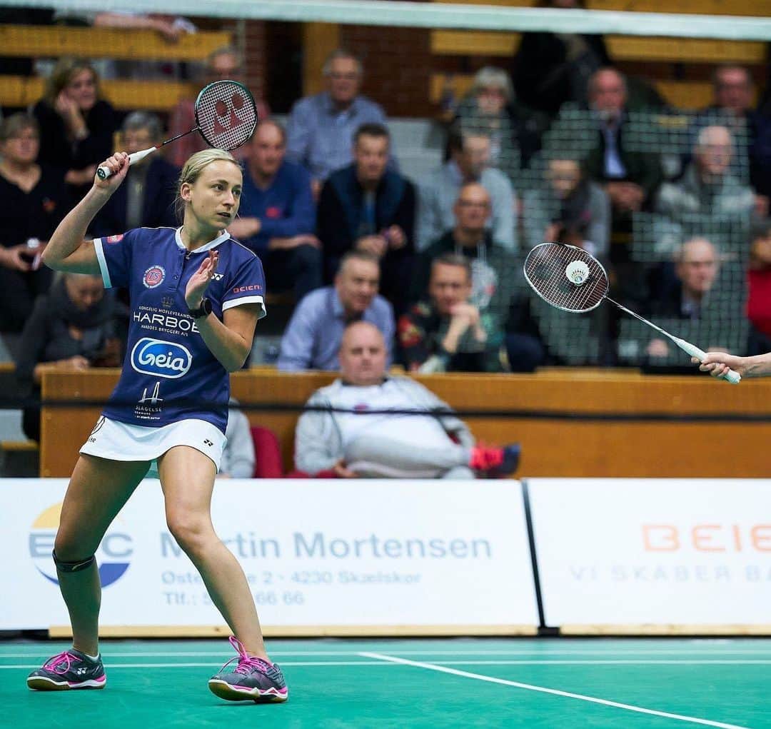 セレーナ・ピークのインスタグラム：「*Change of program, no German open next week* The German Open got canceled due to the corona virus. We will now prepare for the All England in two weeks time and I’ll play another club match in the danish league tomorrow. Kom sa TSS!! #roadtotokyo 📷 @larsronbog」
