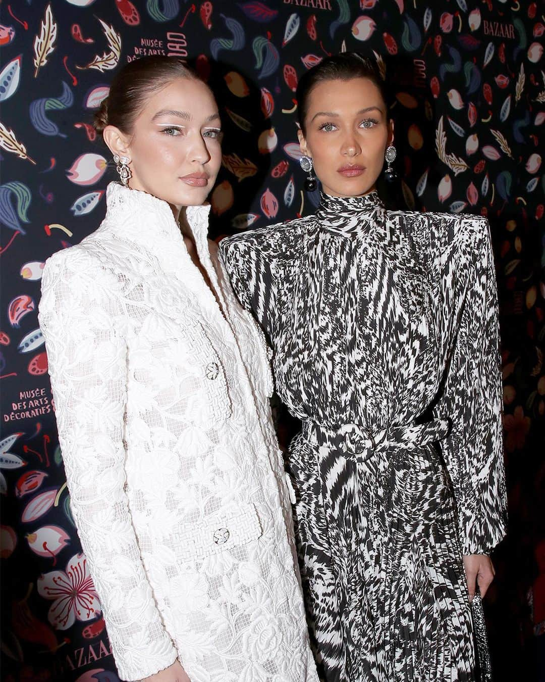 Harper's BAZAARさんのインスタグラム写真 - (Harper's BAZAARInstagram)「@glendabailey hosted a swanky soirée in Paris today to celebrate the opening of our exhibition ‘Harper’s Bazaar: First in Fashion’ at the Museé des Arts Décoratifs. The opening brought together design namesakes and Hollywood’s A-listers like #GwynethPaltrow and #DemiMoore—who have all made Harper’s BAZAAR the first of its kind. Head to the link in our bio to get a glimpse of the momentous occasion.」2月27日 8時20分 - harpersbazaarus