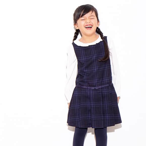 のインスタグラム：「tappet フレッシャーズ  キッズだからこそ似合うジャンパースカート。  落ち着いたカラーに、さりげなく際立つチェック柄。 コーディネートを選ばず、着こなせますよ。  入学式、卒業式、発表会にお呼ばれにも。」