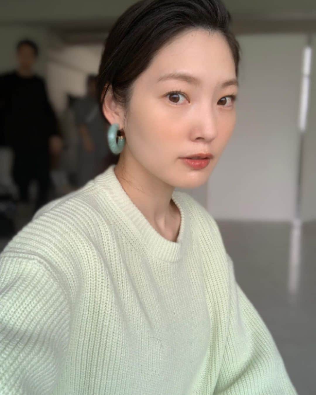 のインスタグラム：「衣装で着たペパーミント色☘️ この春は私服でも明るいパステルカラーを取り入れたいです。水色系も気になるな〜。 ・ #春服 #ペパーミント #パステルカラー #봄옷」