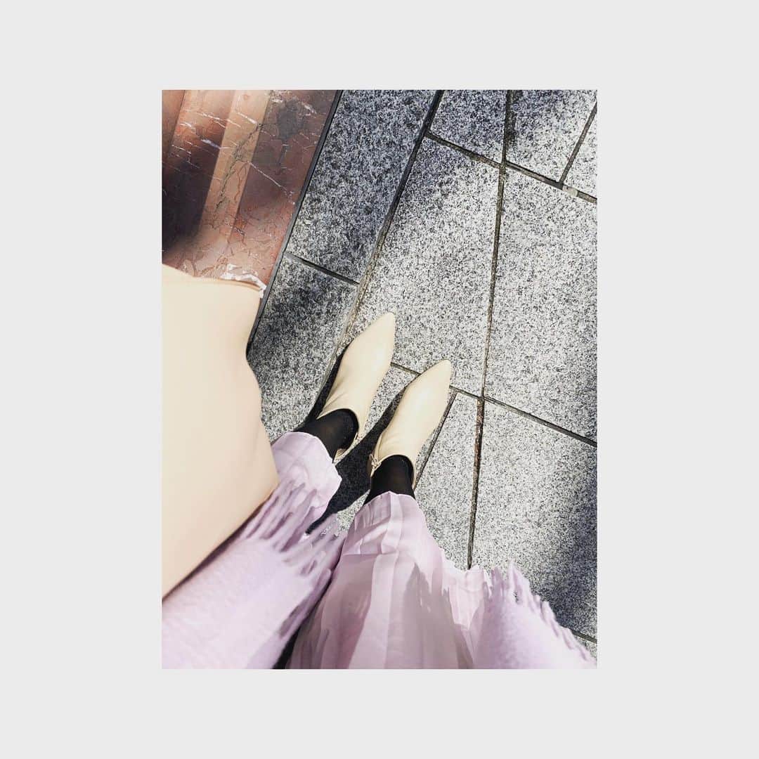 井上貴美さんのインスタグラム写真 - (井上貴美Instagram)「. 春色👢 . . ペリーコ @pellico_japan  とても歩きやすい〜♩♩ . . #pellico #boots」2月27日 13時25分 - takami__213