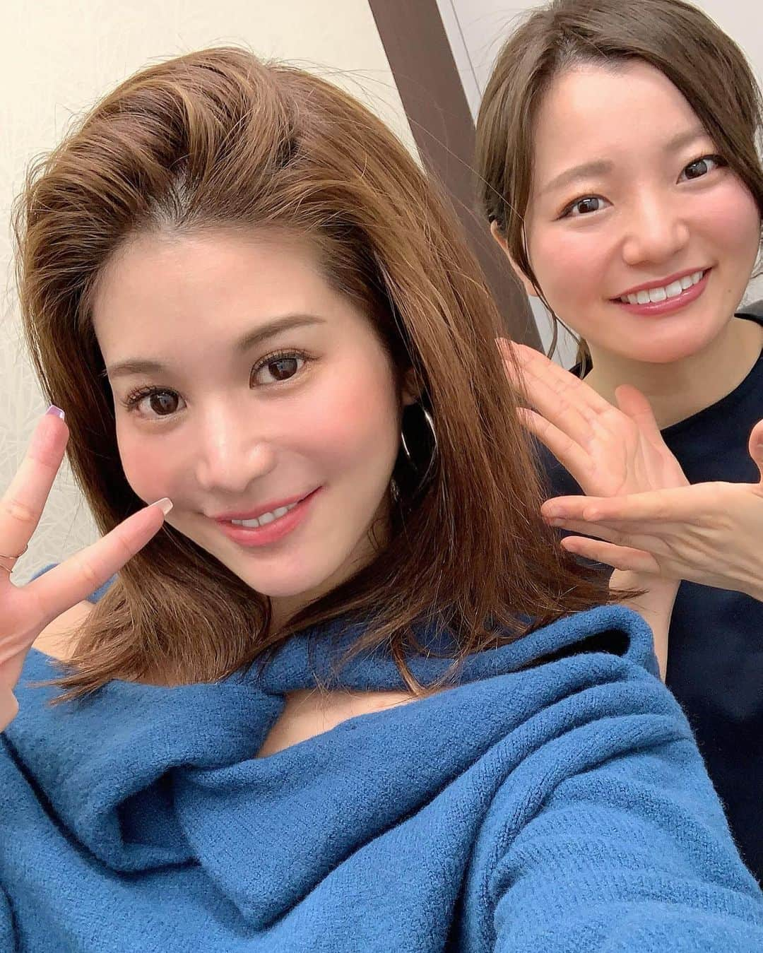 Yuriyaさんのインスタグラム写真 - (YuriyaInstagram)「こないだ、湘南美容クリニック赤坂見附院にいる詩音先生 @sbc_shion.h  のところへ行きました🐰✨ 詩音先生、顔めっちゃ可愛いのにテキパキ色々答えてくれる❣️. 色んな情報に興味津々な私にたくさん教えてくれる🐰💖 詩音先生の得意技は婦人科形成、豊胸、二重の手術らしいので、湘南はリーズナブルで行きやすいと思うので、悩んでる方は是非💕インスタにたくさん症例あるので見てみてね👶✨ カウンセリングも優しくて人気なのでお問い合わせしてみてねん👶❣️ #湘南美容クリニック赤坂見附院 #詩音先生 #SBC #PR #美容情報 #サイバージャパン #cyberjapan」2月27日 14時29分 - yuriya_michelle