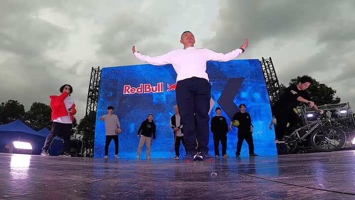野中泰輔のインスタグラム：「Red Bull Street Jamはやっぱり面白い！！！ 🎞 @jason_halayko @goprojp  #bboytaisuke #redbull #g_shock #freegun #makavelic #ozracing #puma  #thefloorriorz #ftheb #streetjam #goprojp #gopro」