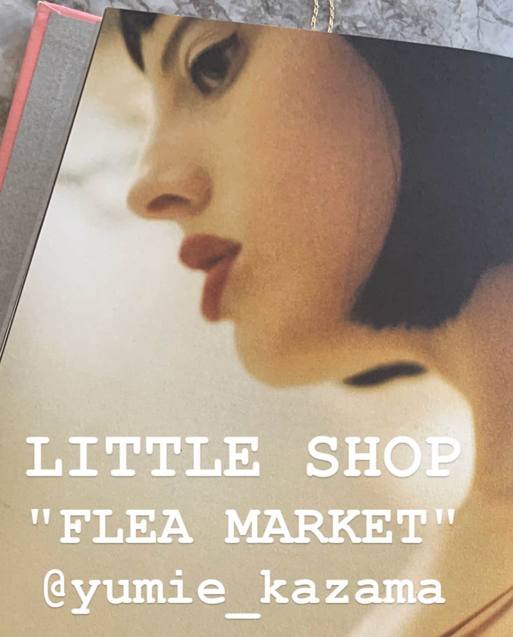 風間ゆみえのインスタグラム：「BOOKSも徐々にアップしていきます‼︎📘✨ LITTLE SHOP "FLEA MARKET" @yumie_kazama」