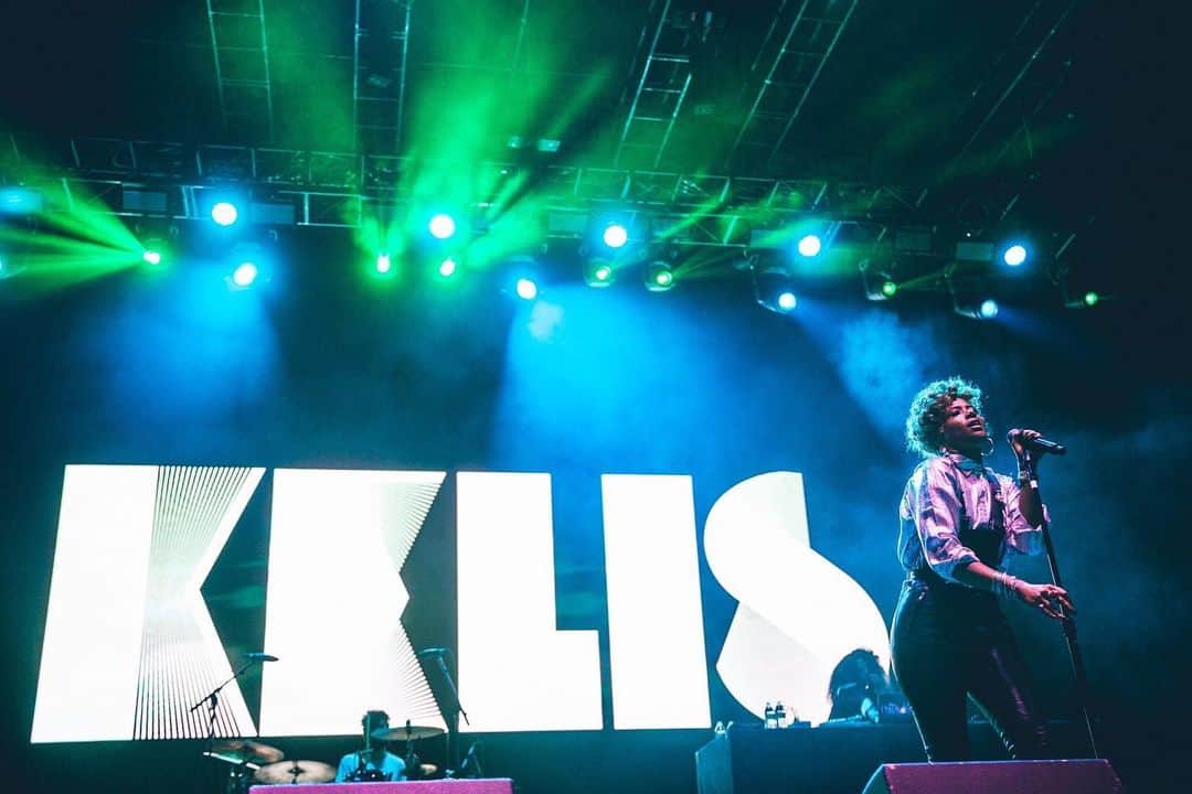 ケリスのインスタグラム：「Hittin the road on Tuesday for the Kaleidoscope tour!! You get your tickets yet? They're goin quick. Link in bio!!」