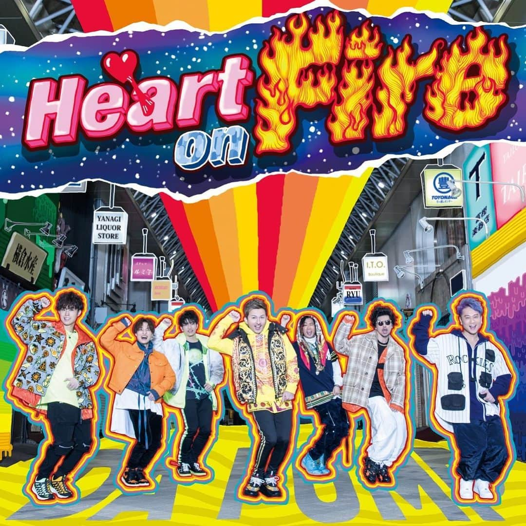 TOMO さんのインスタグラム写真 - (TOMO Instagram)「本日新曲 「Heart on Fire」  MVとジャケ写解禁！！ みんなYouTubeでみてきてね！  どのジャケがお好き！？ 好きなジャケ写にいいね押してね！  #dapump #heartonfire #つり革ダンス #好きなジャケ写選手権」2月27日 17時03分 - dp_tomo0561