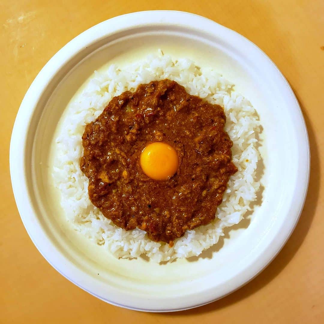 布川敏和さんのインスタグラム写真 - (布川敏和Instagram)「〝本日の晩飯〟 自己流･ドライ･カレー🍛ヽ(๑´ڡ`๑) マイウーにできあがりやした～！ . #カレー #ドライカレー #自己流 #布川敏和」2月27日 18時30分 - fukawatoshikazu