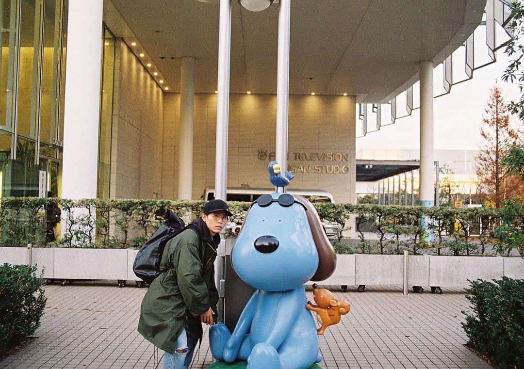 のインスタグラム：「遂にゲスト編もこの話で最後。 今夜は個人的に大好きな哲さんの回、もの凄く楽しみに待っておりました！  本日深夜0:55〜1:25から関西テレビ『エ・キ・ス・ト・ラ!!!』7話(渡辺哲 編)放送です。是非観てください！ #関西テレビ#エキストラ #filmphotography」