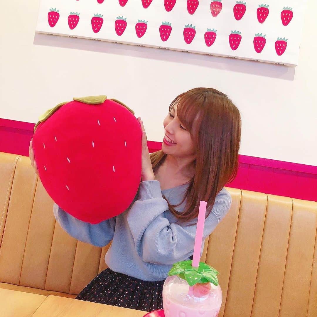 磯佳奈江のグルメインスタ