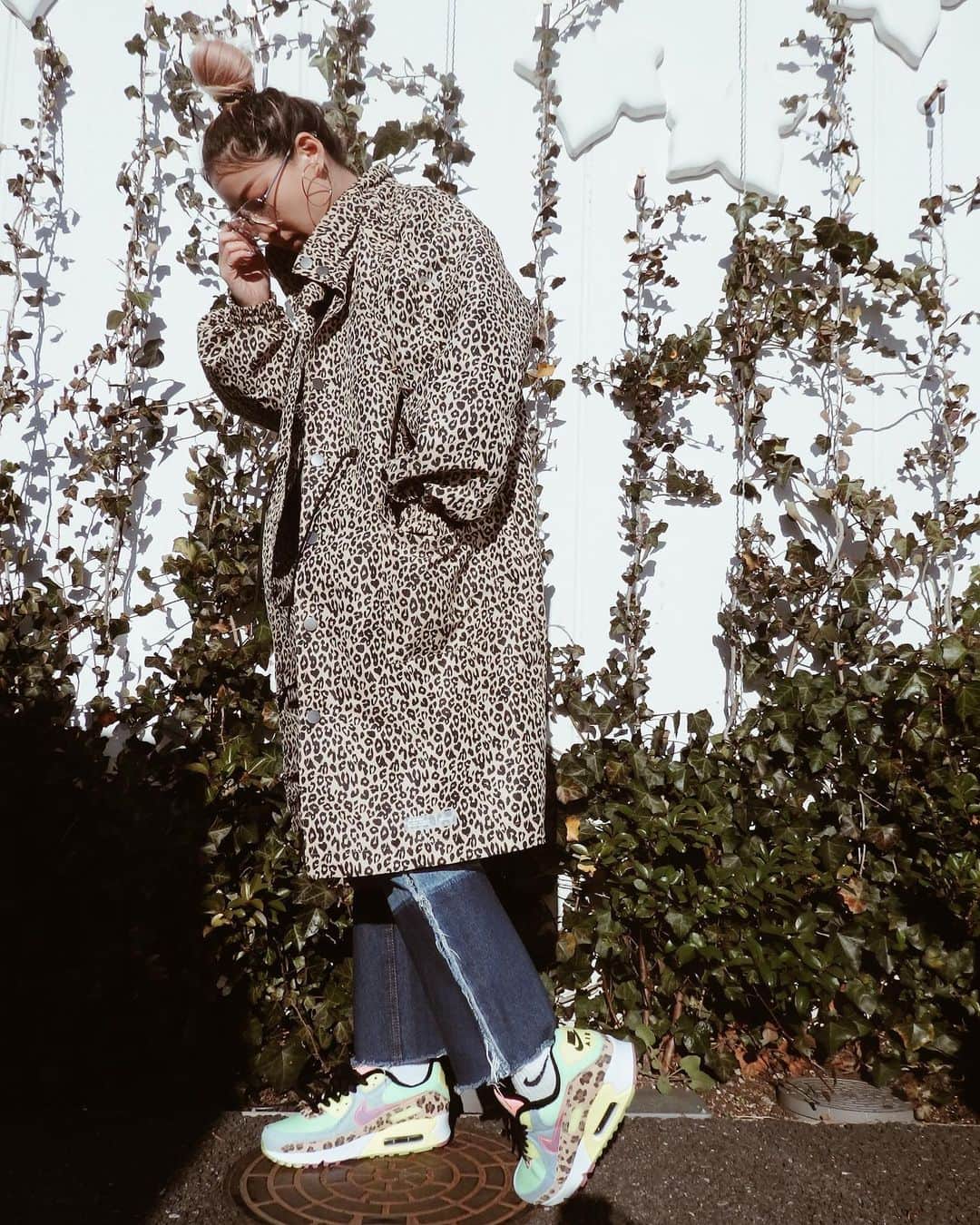 jyA-Me（ヤミー）のインスタグラム：「🐆🐆🐆 絶妙なシルエット💯❤️ @sly_official #ナイロンコート  #PUMAxSLY #SLY #SLY_PR」