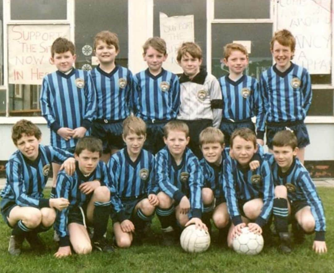 ジェイミー・キャラガーさんのインスタグラム写真 - (ジェイミー・キャラガーInstagram)「#tbt Bootle Boys 1987! #bootle #football」2月27日 19時46分 - 23_carra