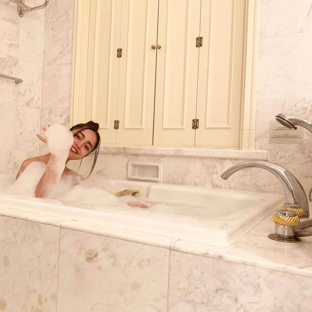 サラ・コールディさんのインスタグラム写真 - (サラ・コールディInstagram)「YouTubeで紹介したホテル🛁✨」2月27日 19時59分 - imsarakrd