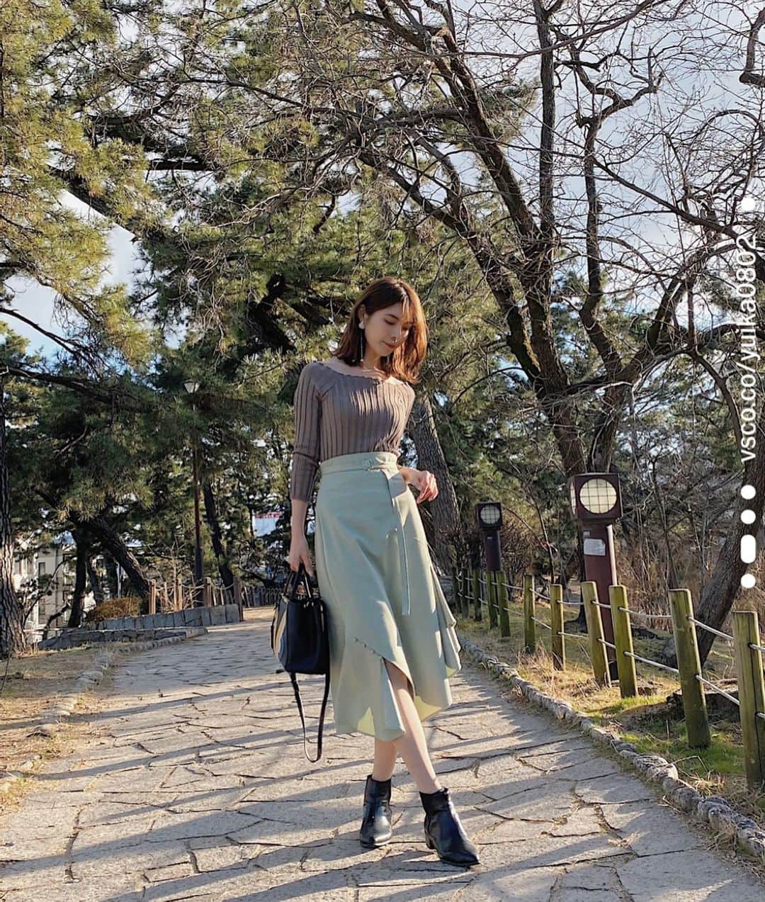 Yuika Matsuさんのインスタグラム写真 - (Yuika MatsuInstagram)「. . 先日の @ladymade_official  popup shopで ゲットしたミントのペールトーンが春らしい 2020SSの変形スカート❤️ . これ1枚だけで春っぽくなるし ウエストマークや 裾のスリットデザインが ボディラインを綺麗に見せてくれる優れもの🌼 . もう春物が欲しくてたまらんです。。😏 . . . #ladymade のpopup shopが 場所:阪急うめだ本店 3F シスターズクローゼット  プロモーションスペース31 会期:2020.2.26(WED)〜3.24(TUE) . で開催中ですよ❤️ . . . .  #ladymade_official」2月27日 20時09分 - yuika00802