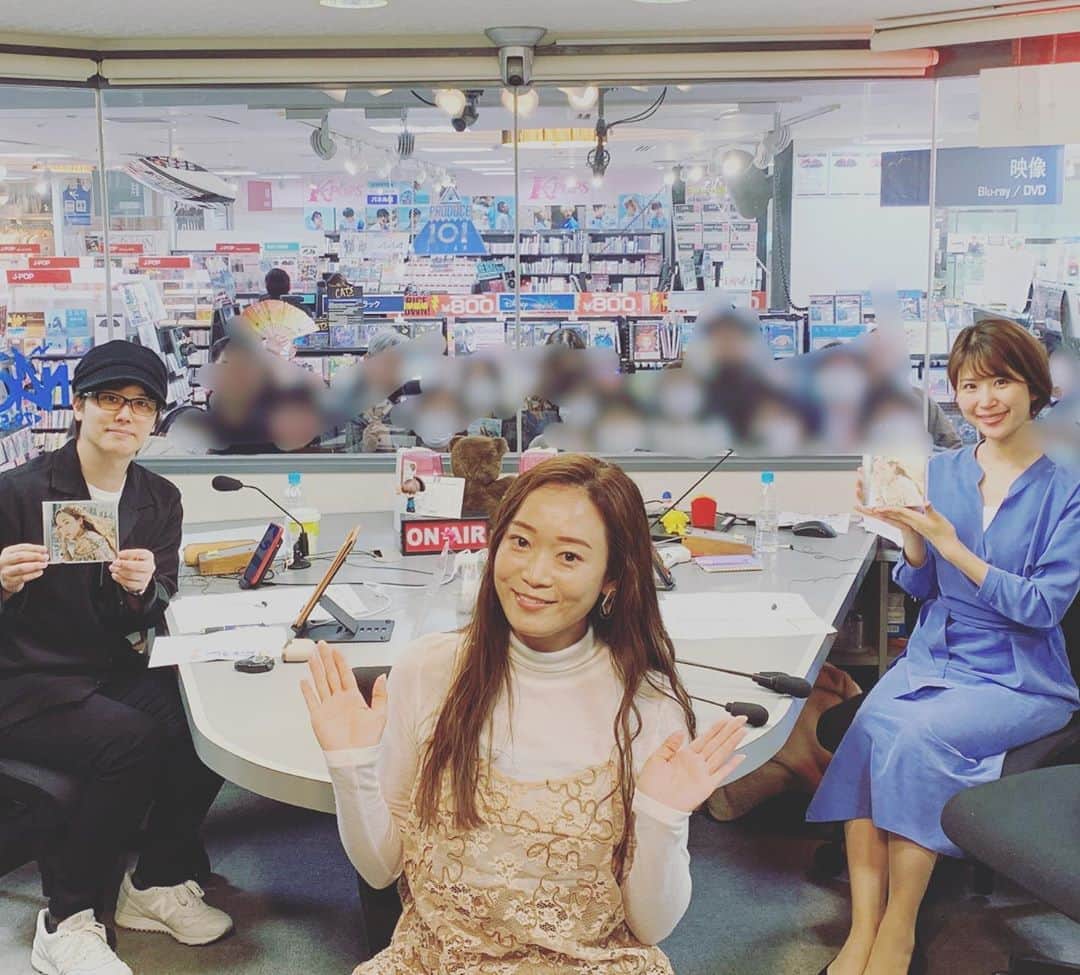 三浦祐太朗のインスタグラム：「本日のゲストは #Wakana さんでした。 #NACK5 #キラスタ #斉藤百香 #三浦祐太朗」