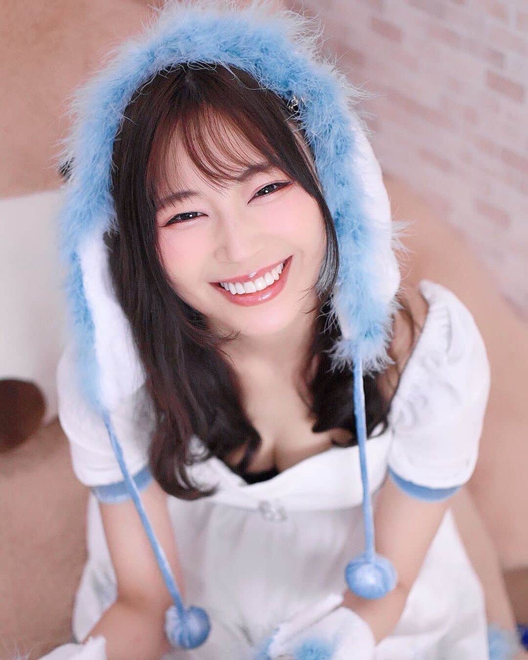 雪乃しほりのインスタグラム：「にこーーー♡♡♡♡ #smile #笑顔#雪 #snow #ゆきんこ」