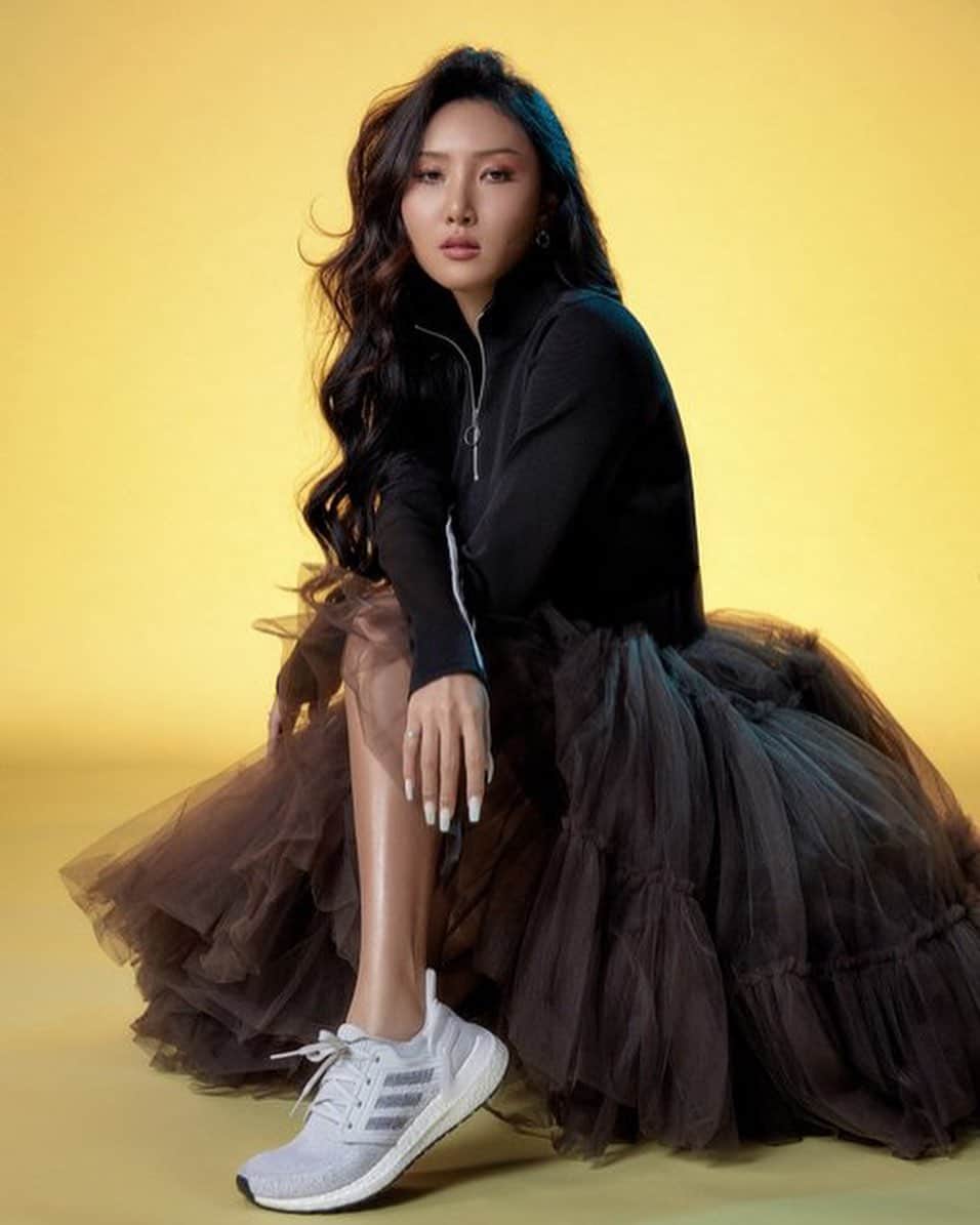 ファサのインスタグラム：「@adidas」