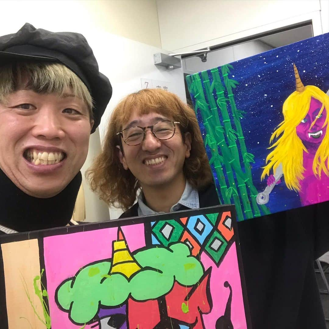 けんじるさんのインスタグラム写真 - (けんじるInstagram)「‪本日ワロップさんの ボンざわーるどさんMCのアイドルピカソに出演させて頂きました〜！‬ ‪今回のテーマは【鬼】‬ ‪僕の【鬼ピカソ】はランキング3位でした〜！‬ ‪御覧頂いたお客様ありがとうございま〜す！‬ ‪#けんじる #食い込MEN #芸人 #お笑い #ギャグ #吉本 #ボンざわ〜るど #アイドルピカソ‬」2月27日 21時49分 - kenjiru0318