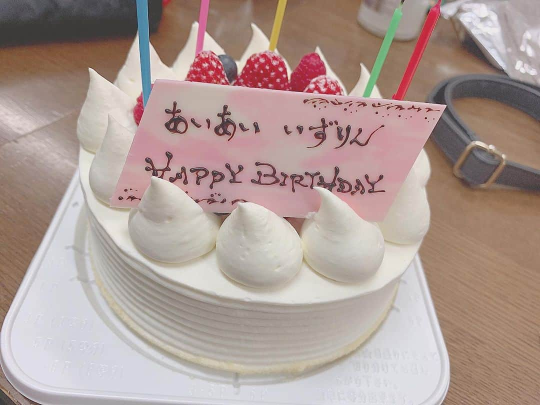 杉山愛佳さんのインスタグラム写真 - (杉山愛佳Instagram)「･ ･ ･ ･ #mybirthday #birthday #surprise #surprisecake」2月27日 21時51分 - sugiyama_aika