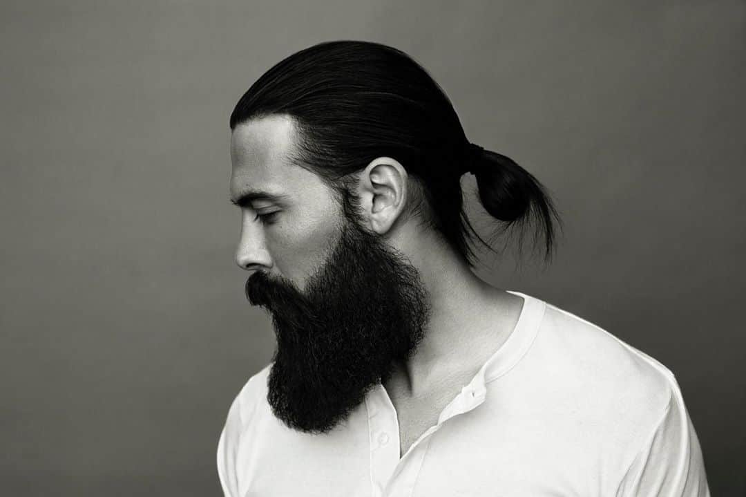 レステロッズのインスタグラム：「We call it timeless.  #resteröds #originalneverdies  Photo @niklasnyman Model @alexanderostlund」