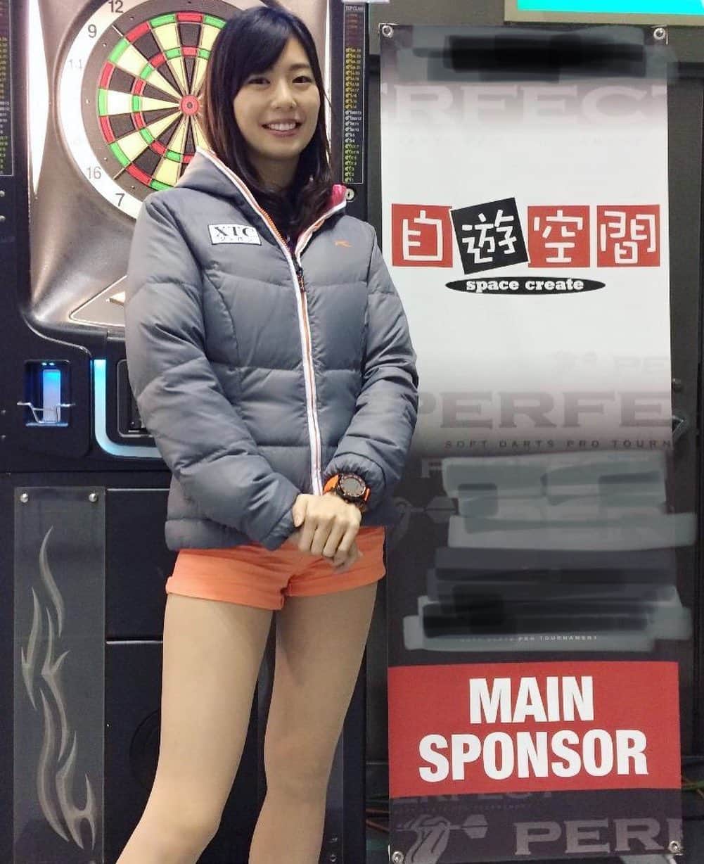 のインスタグラム：「. Japanese darts player Aki Tabuchi 🎯 . .  #ユニフォーム #target  #axf #ダーツ #darts #田渕亜季  #AkiTabuchi #targetdarts #teamtarget」