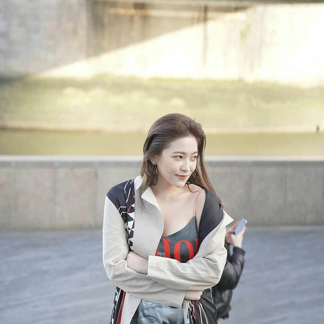 イェリさんのインスタグラム写真 - (イェリInstagram)「YERI - @yerimiese Official Instagram update #REDVELVET #YERI #레드벨벳 #예리」2月27日 23時39分 - redvelvet_yeri