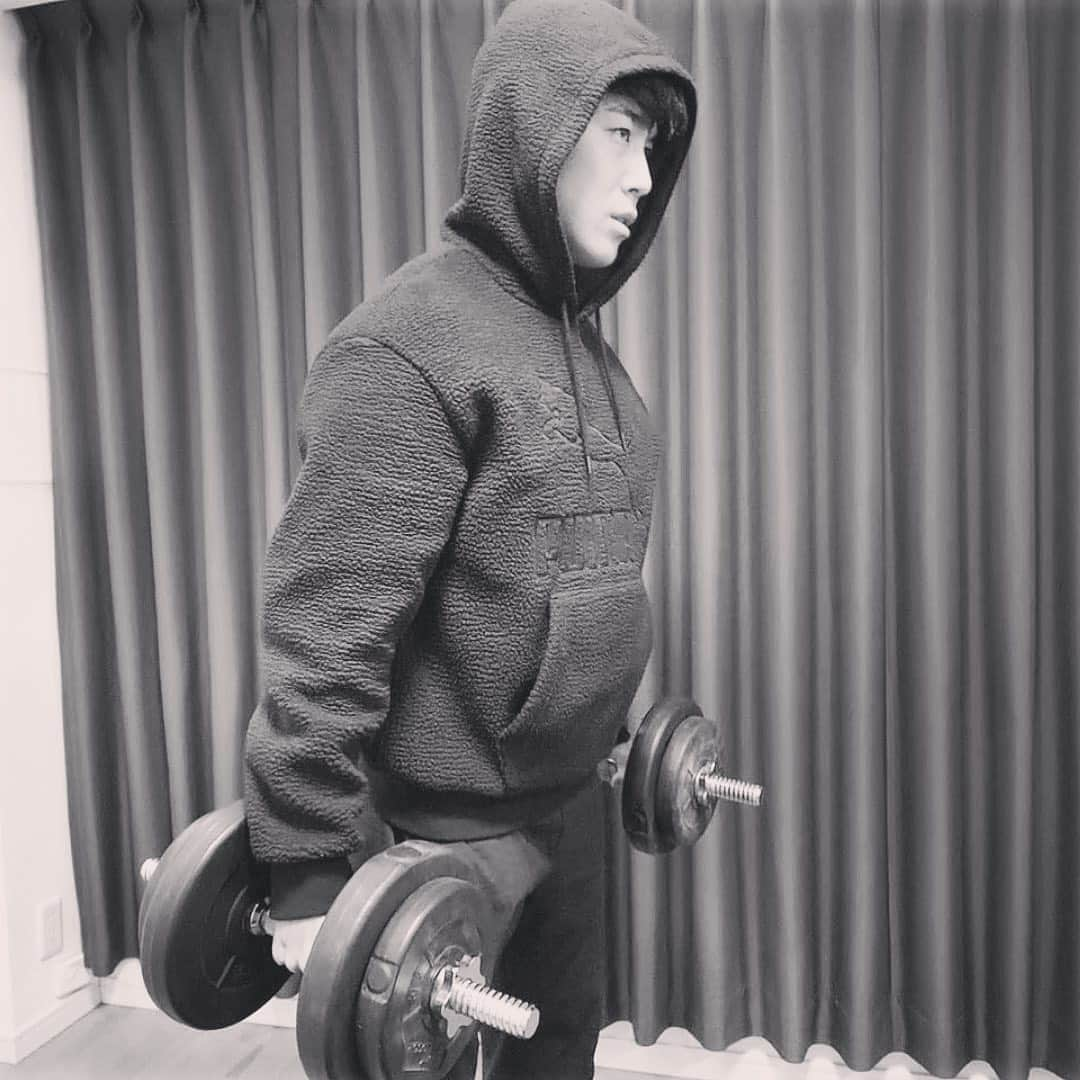 土橋優樹のインスタグラム：「No Pain, No Gain.  #ギャル#オフパコ#サイバージャパンダンサーズ」