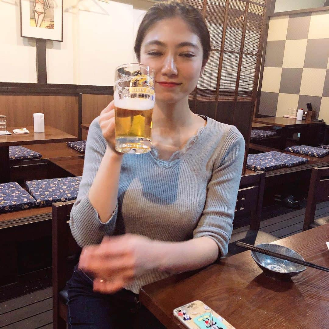 原アンナさんのインスタグラム写真 - (原アンナInstagram)「今日もお疲れ様です🍺✨ . #毎日ビール」2月28日 0時01分 - annahara821