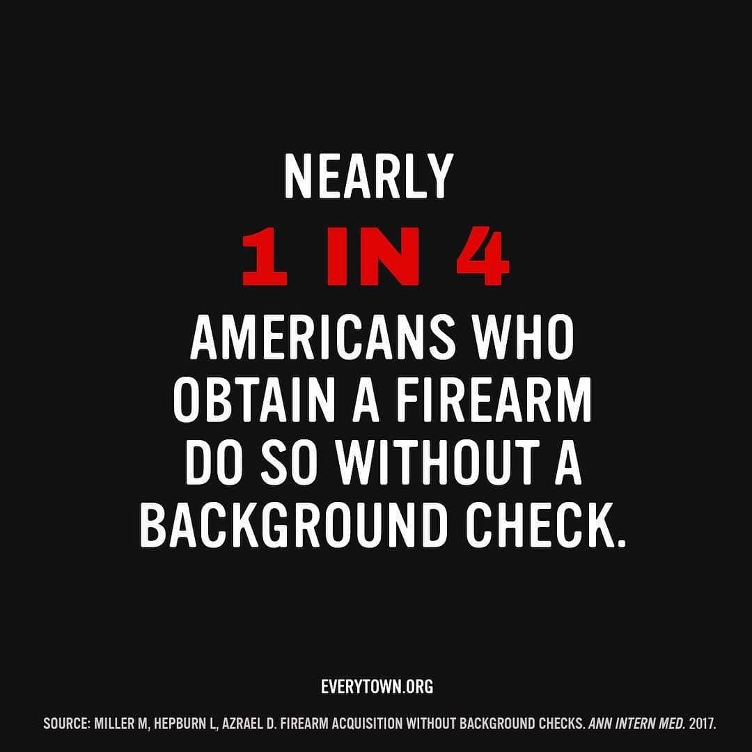 ジャスティン・トランターさんのインスタグラム写真 - (ジャスティン・トランターInstagram)「More than 90% of Americans support background checks. It's past time for @senatemajldr to call a vote for this lifesaving bill. #EndGunViolence @everytown」2月28日 0時02分 - tranterjustin