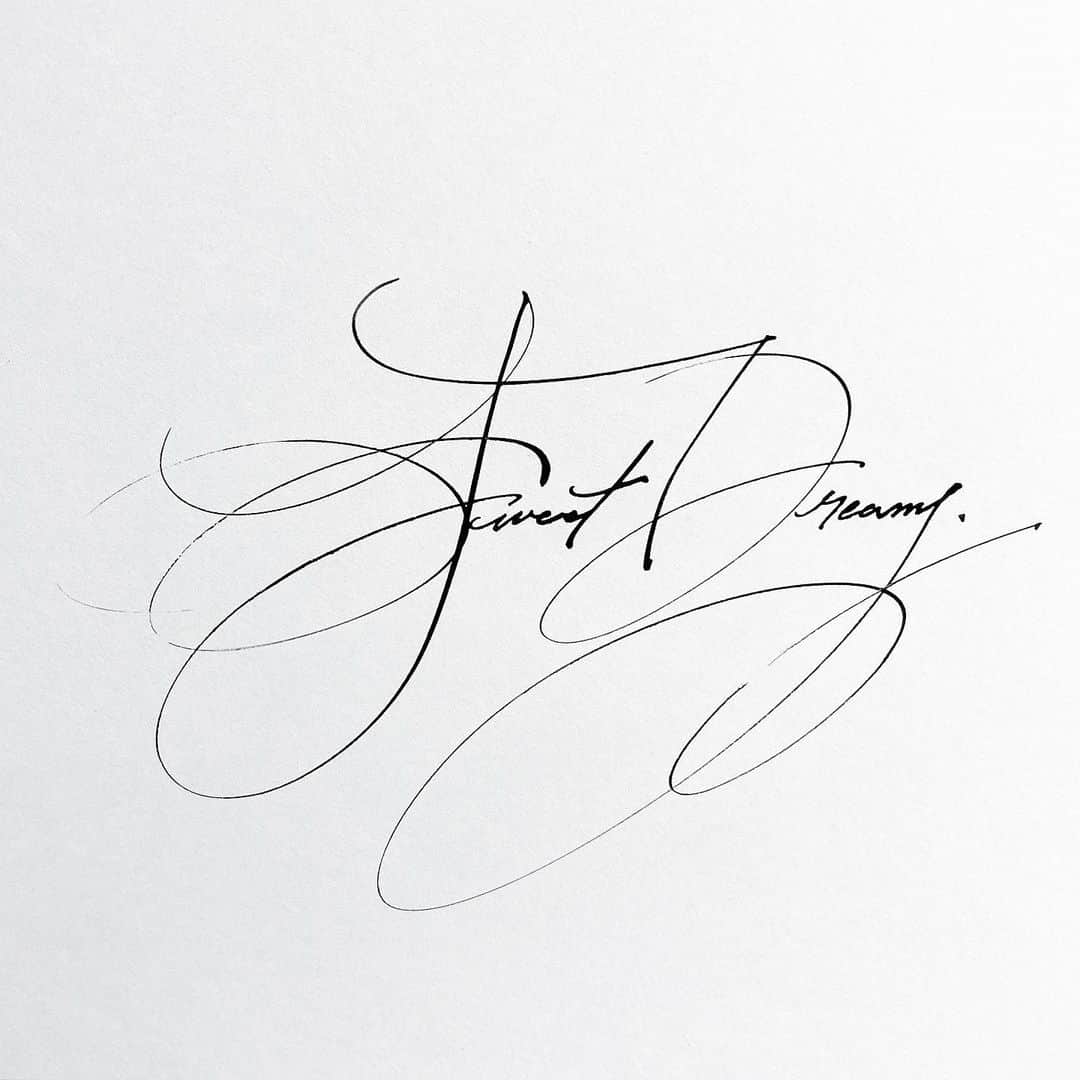関根正悟さんのインスタグラム写真 - (関根正悟Instagram)「Sweet Dreams😴🥱😴🥱😴 ・ #shogosekine #calligraphy」2月28日 2時15分 - shogosekine0319