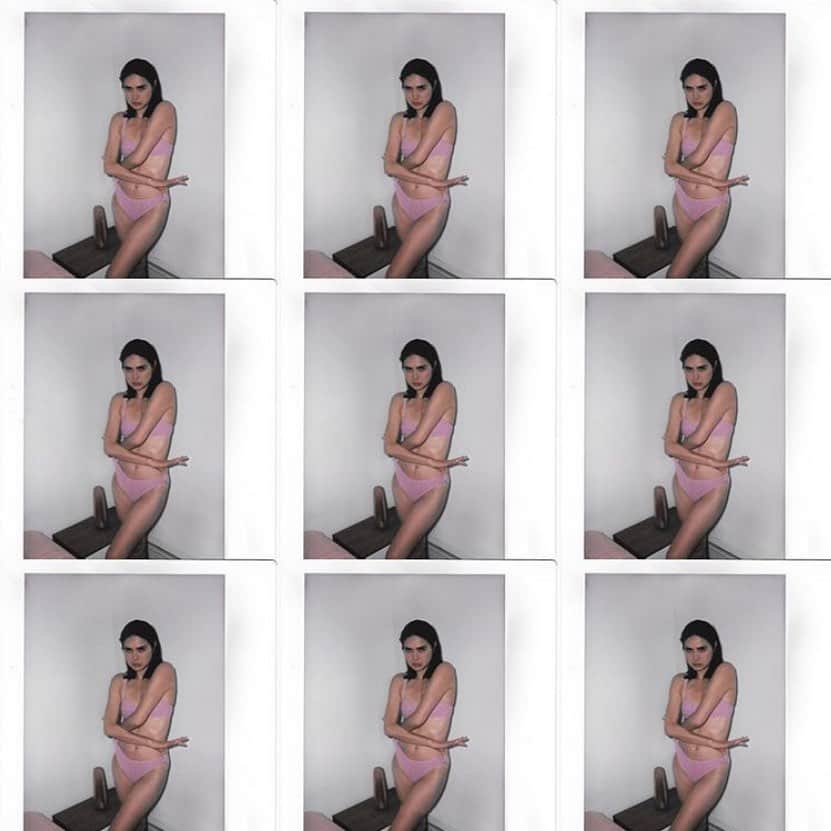 Araksさんのインスタグラム写真 - (AraksInstagram)「Araks Beauty  @dylanasuarez⁠ loves pink, just like me 💕⁠⠀ ⁠⠀ #AraksBeauties #SlowFashionMovement #ColorByAraks #Araks」2月28日 4時12分 - araksofficial