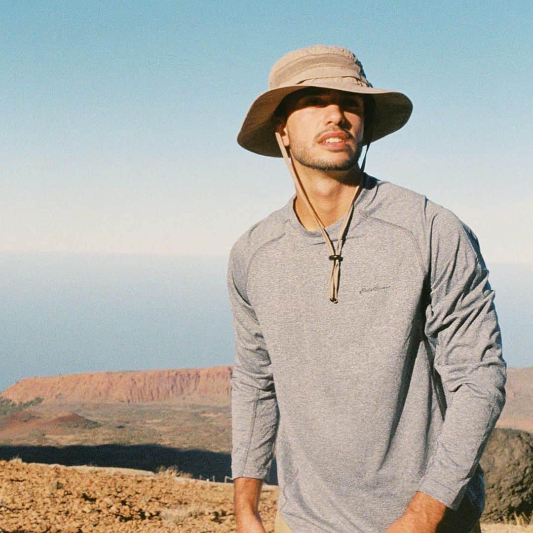 ノア・センティネオのインスタグラム：「Y’all can’t even lie, my brother Bitton is bringing the heat」
