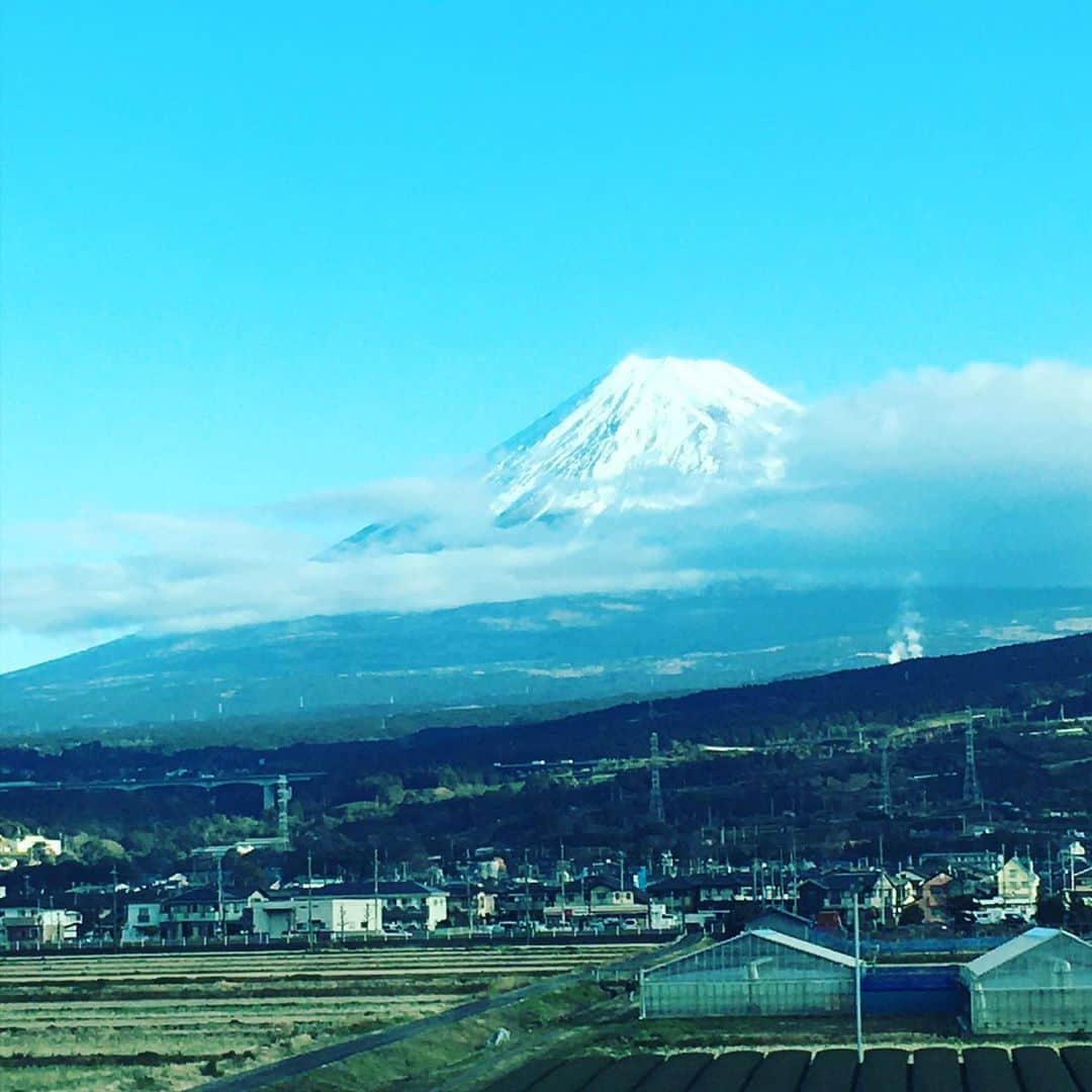 宮田麺児さんのインスタグラム写真 - (宮田麺児Instagram)「富士山丸見え」2月28日 7時49分 - miyatamenji