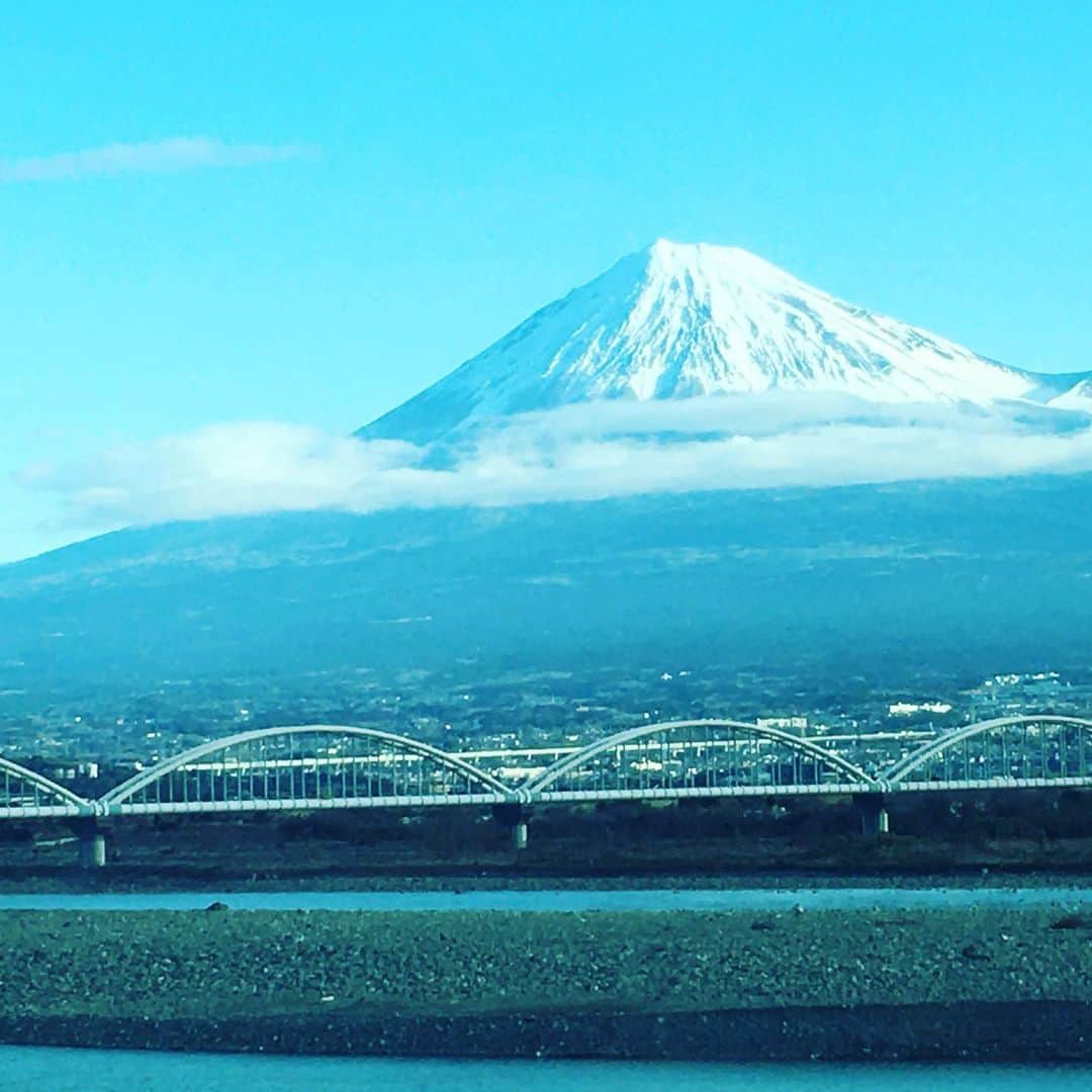 宮田麺児さんのインスタグラム写真 - (宮田麺児Instagram)「富士山丸見え」2月28日 7時49分 - miyatamenji