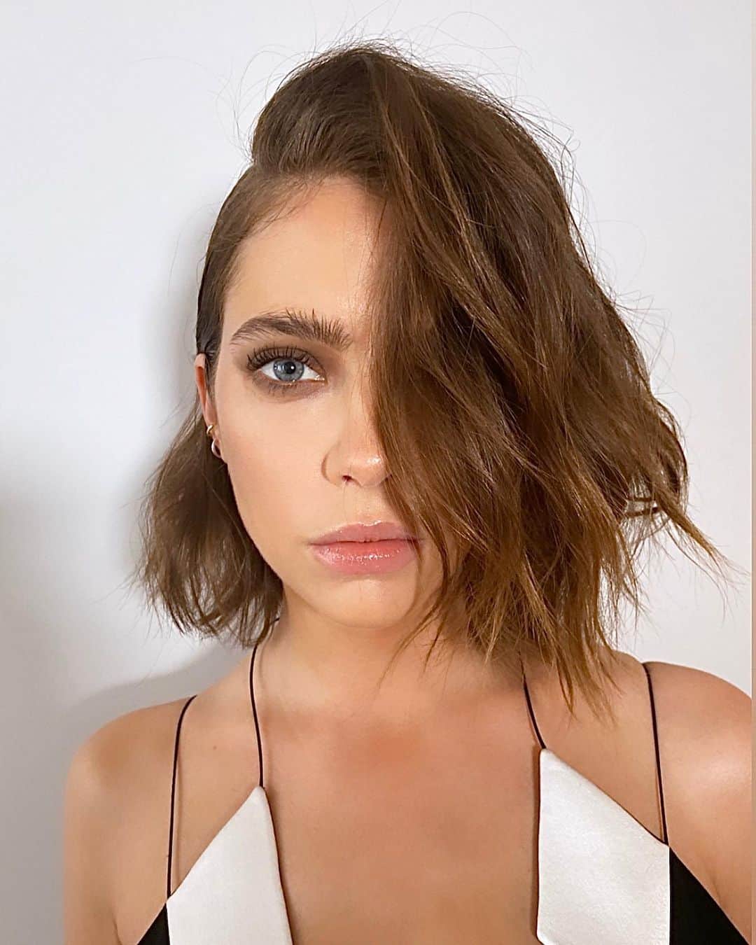 アシュレイ・ベンソンのインスタグラム：「Up close and personal」